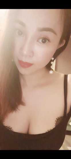 吐血推荐天然大胸、大臀，KH一流服务系妹子分享！